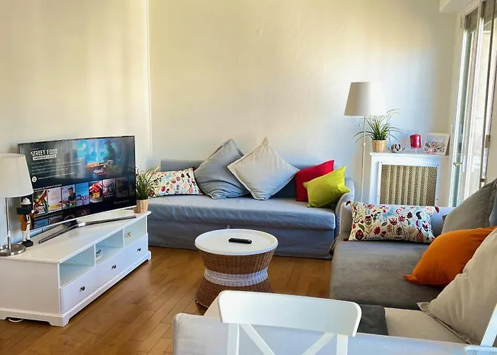 Bright And Comfortable Apartment Passy, Trocadero Paris